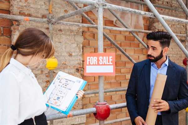 The Difference Between Buying from a Dealer vs Auction